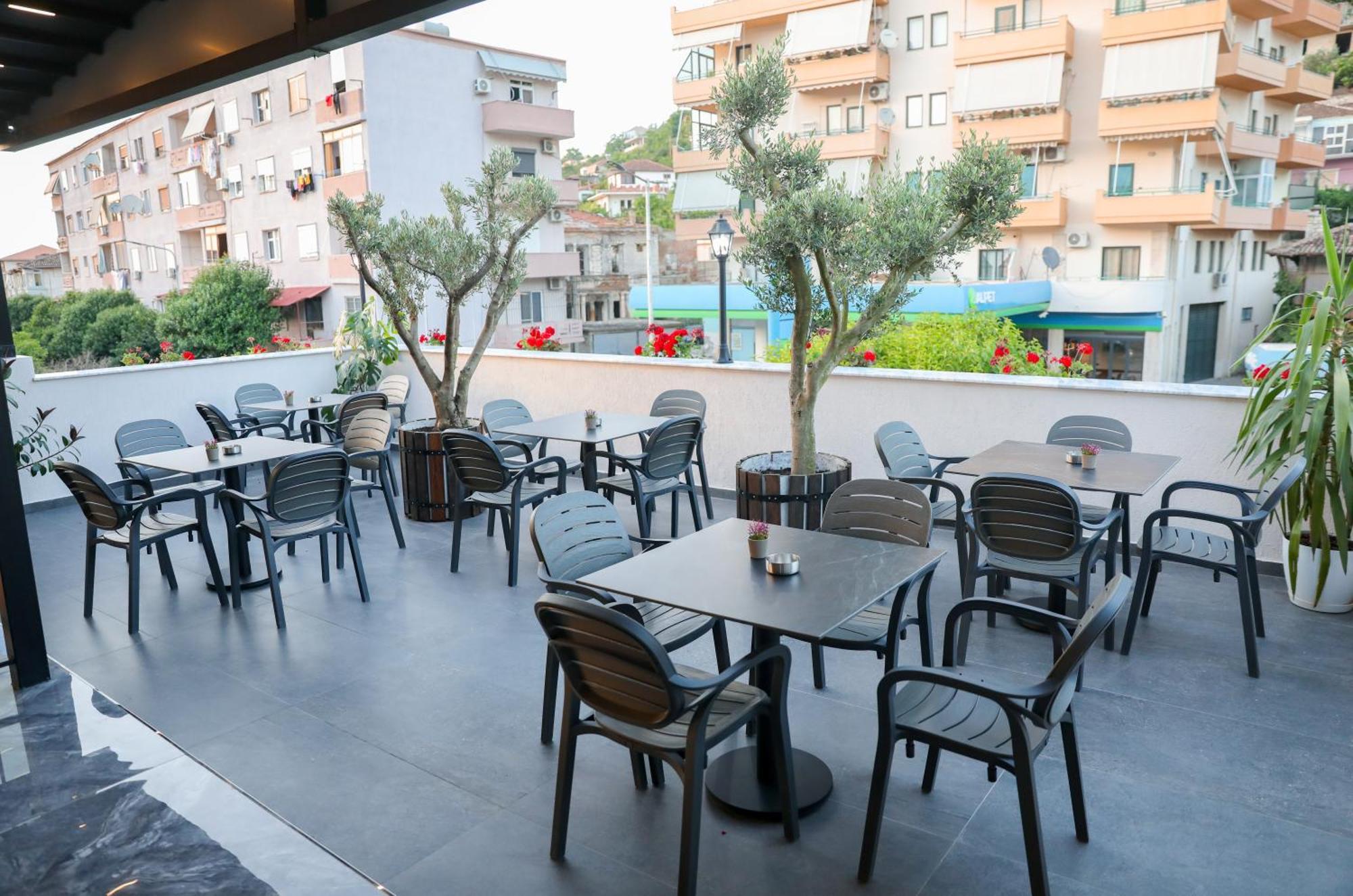 Vila Franko Berat Exterior foto